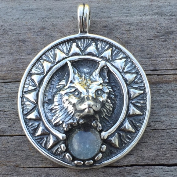 Viking Sun Wolf Pendant solid .925 Sterling Silver w/ genuine Moonstone gem USA - Picture 4 of 8